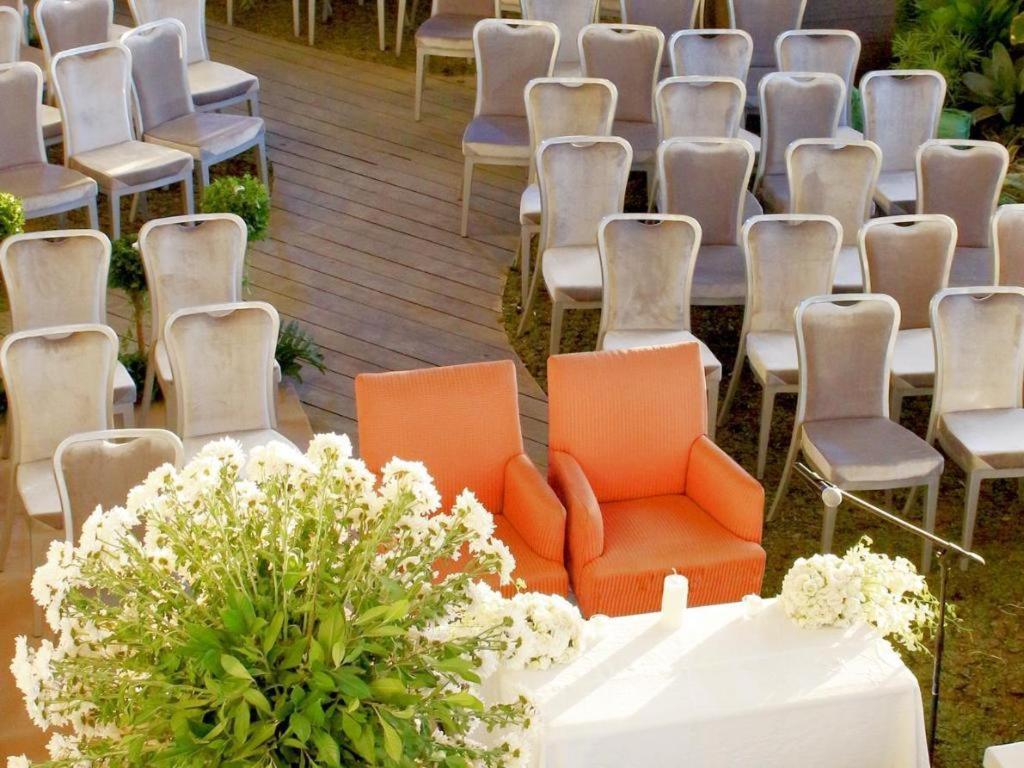 Hive Hotel Кесон-Сіті Екстер'єр фото