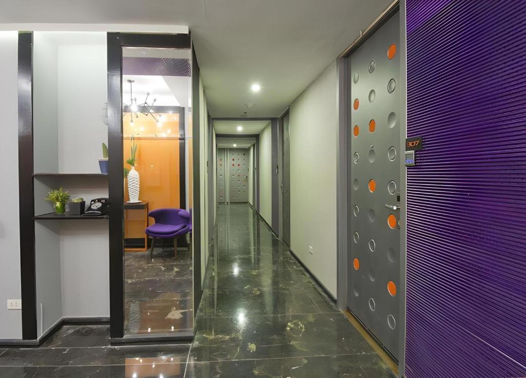 Hive Hotel Кесон-Сіті Екстер'єр фото