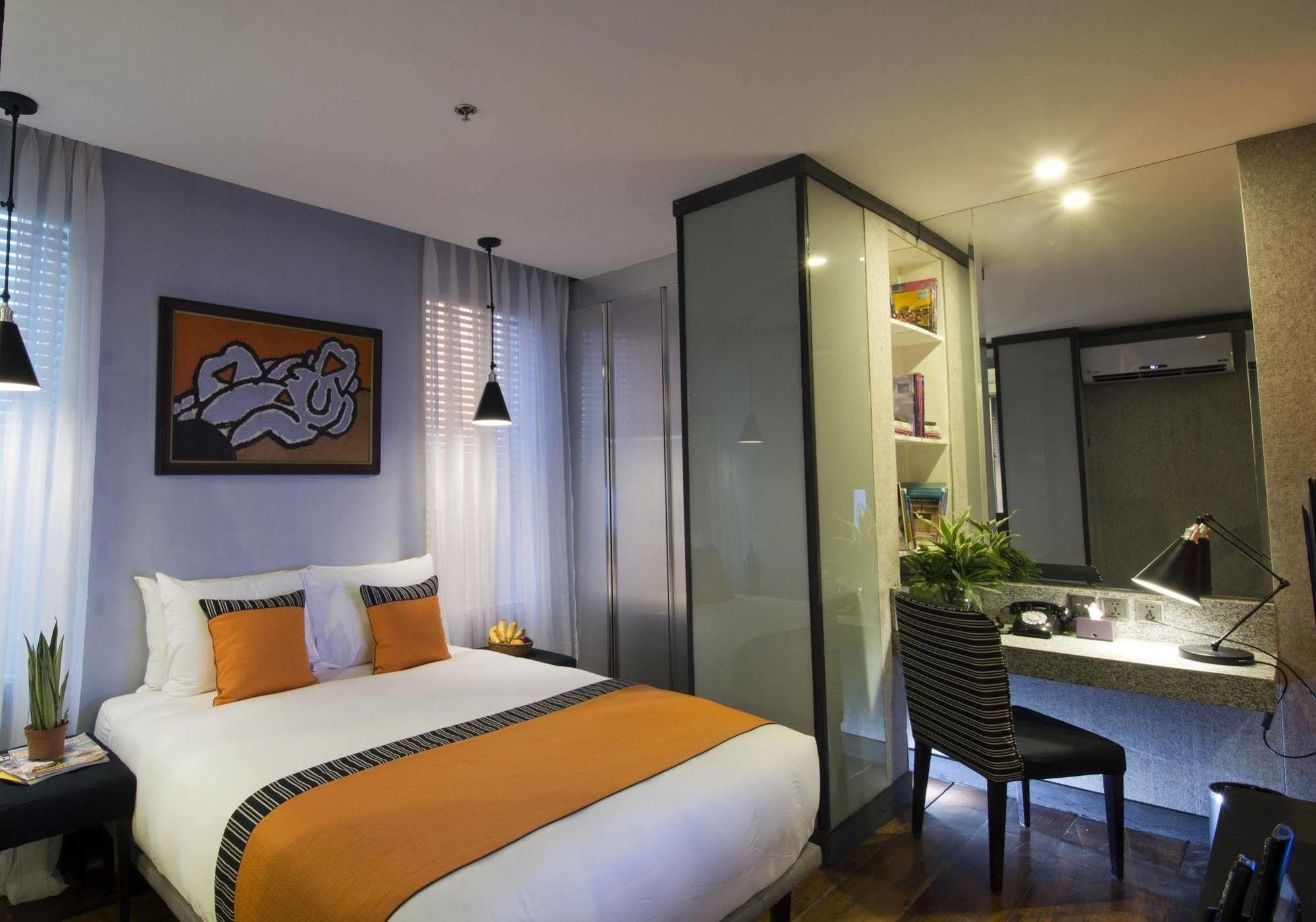 Hive Hotel Кесон-Сіті Екстер'єр фото